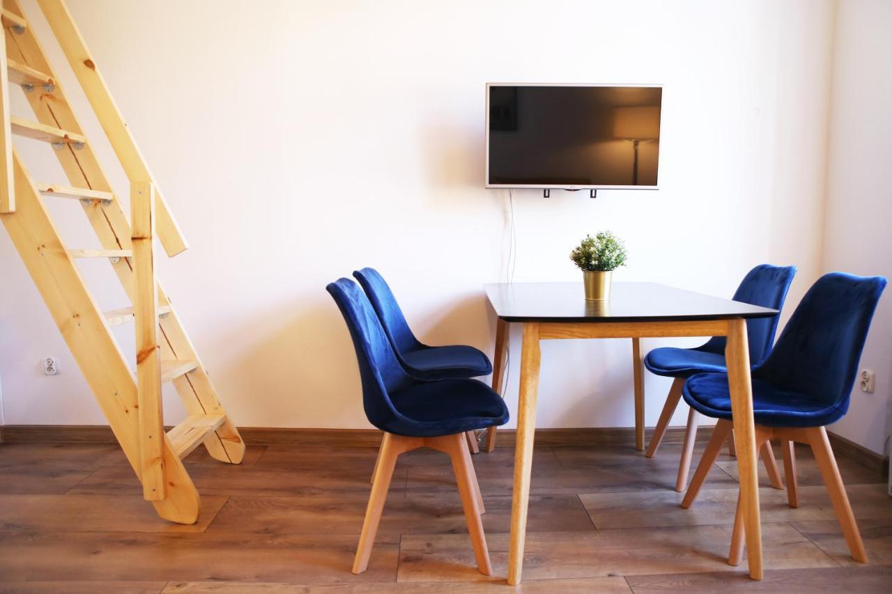 Classic Apartments Pilsudskiego Street Красков Екстериор снимка