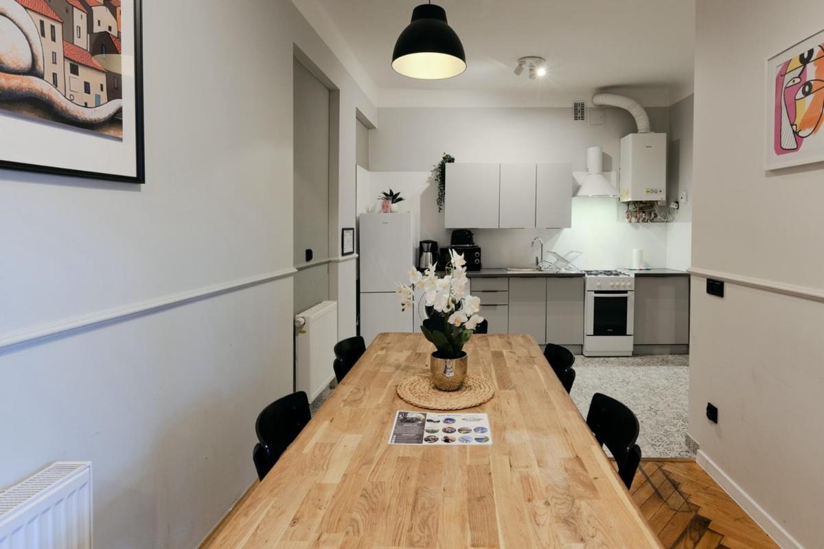 Classic Apartments Pilsudskiego Street Красков Екстериор снимка